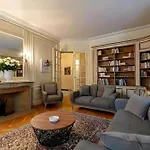 Spacious Apartment - Arc De Triomphe