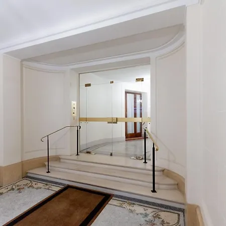 Spacious - Arc De Triomphe Parigi