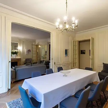 Spacious - Arc De Triomphe *