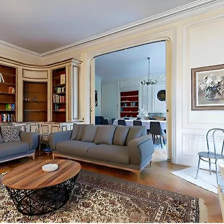 Appartamento Spacious - Arc De Triomphe *